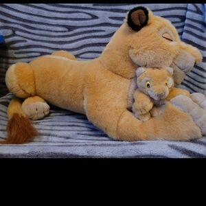 VTG lion king sarabi and simba